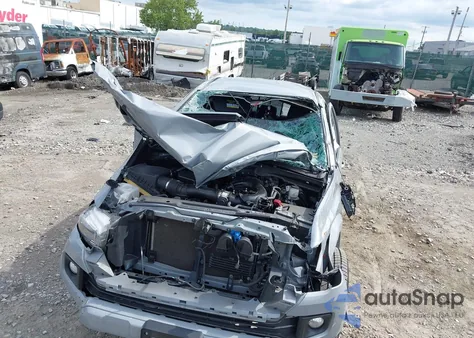 2019 Toyota Tacoma Trd Sport из США, поврежденный, VIN 3TMCZ5AN7KM205650